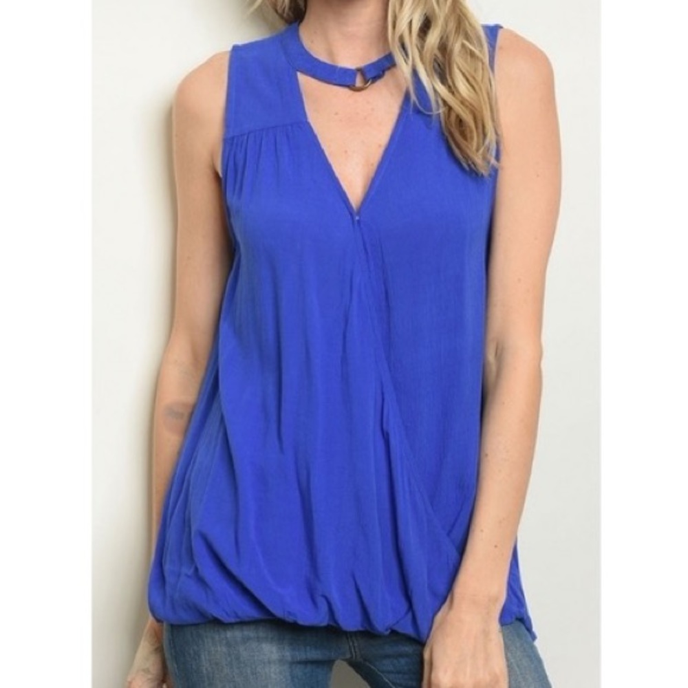 Entro Sleeveless Blouse with Choker neckline - Small S